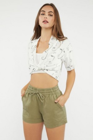 Short Forever 21 Tie Waist Twill Mujer Olivine | oORmPUANpPW