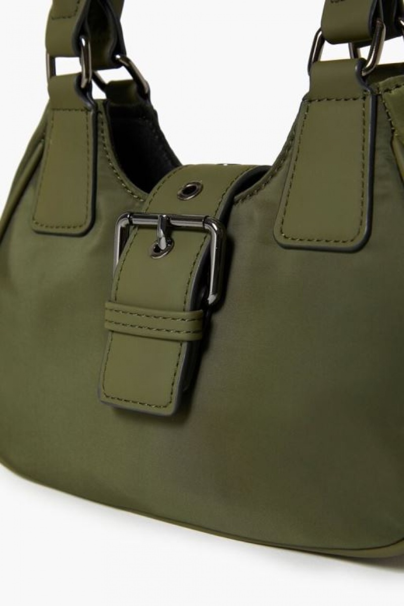 Bolsas Forever 21 Buckled Crescent Crossbody Mujer Verde | Rujxr3n12aL