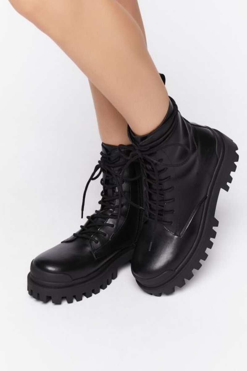 Botas Forever 21 Faux Cuero Lug Combat Mujer Negras Negras | b8xj9LgvqEM