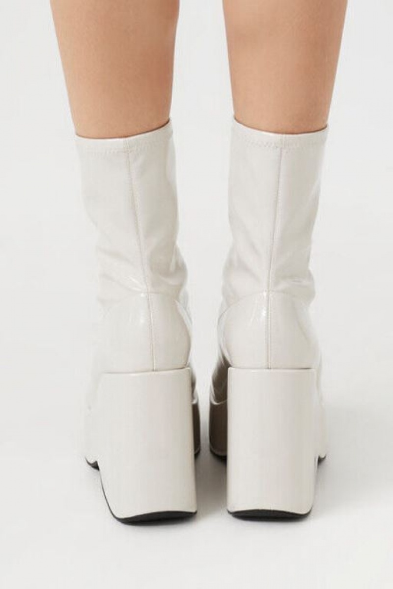 Botas Forever 21 Faux Patent Cuero Wedge Booties Mujer Creme | GsC9nLDHd9i