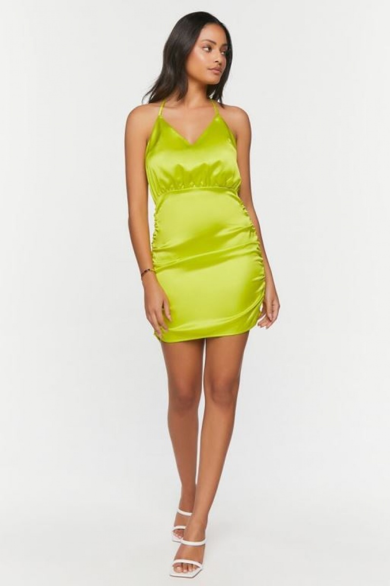 Vestido Forever 21 Satin Ruched Halter Mini Mujer Verde | q5b3uEzg8Nc