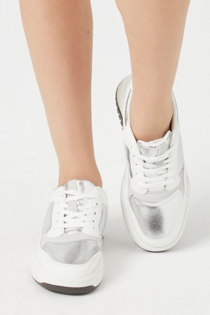 Zapatillas Forever 21 Low Top Metallic Lace Up Mujer Blancas Plateadas | TVcxReUxN3C